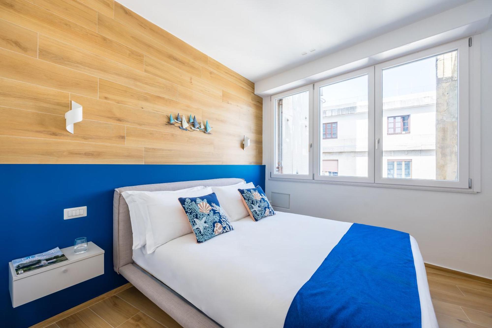 At Twenty-one New - Exclusive Panoramic Views! Appartamento *