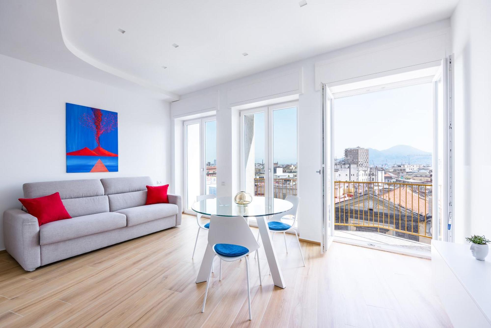 At Twenty-one New - Exclusive Panoramic Views! Appartamento *